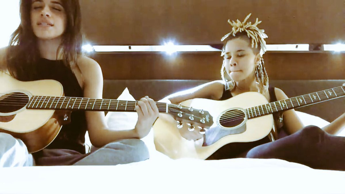 camila_jawline's tweet photo. Can u guys do another cover songs please? I miss u both so much ๐๐ธ๐ธ https://t.co/FUZRxtHzvH