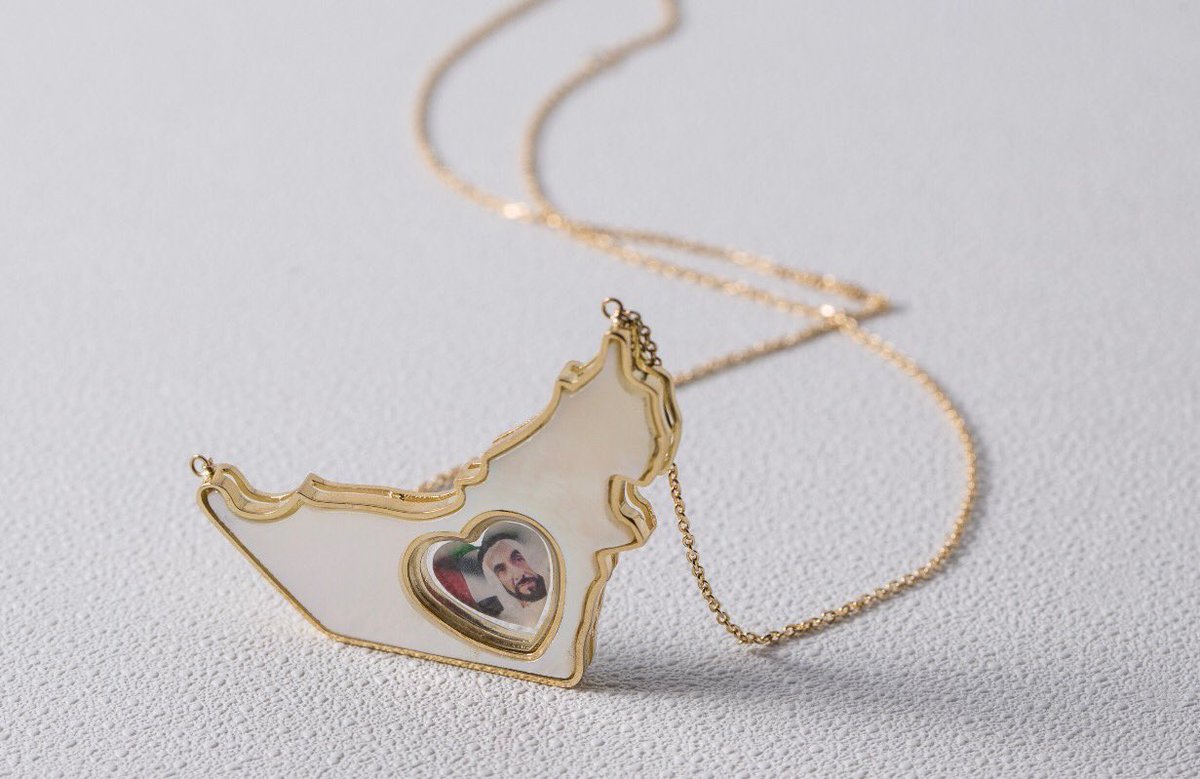 muna_alhaddad's tweet photo. @ghenejjewellery 
قلادة #عيد_الاتحاد يمناسبة #مئوية_زايد طيب الله ثراه 

فقط ١٠٠ قلاده 
#lemited_eddition https://t.co/L20QyNkheB