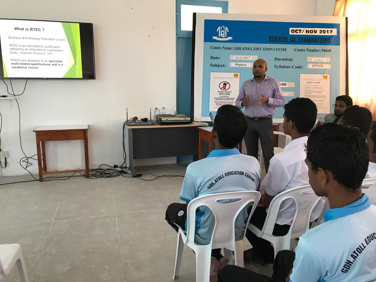 gdh_aec's tweet photo. Information session conducted to grade graduates about programs we offer in BTEC A level @UfaaMv @TVETAuthority @EducationMV @aishathshiham https://t.co/bmibjgR8yZ