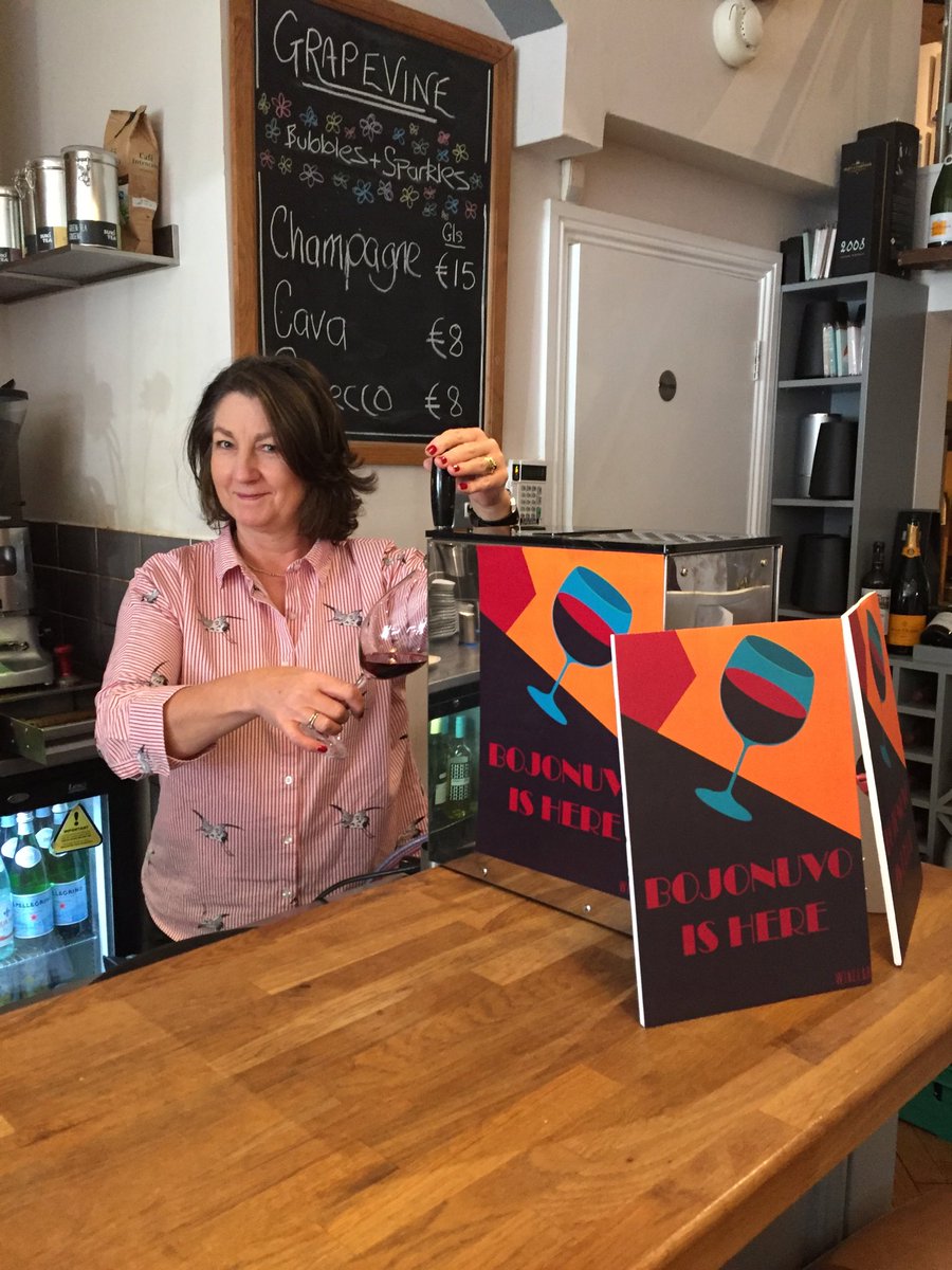 GrapevineDalkey's tweet photo. Carol getting her Bojo on #BeaujolaisNouveau @winelabireland https://t.co/EXHjRsNgBw