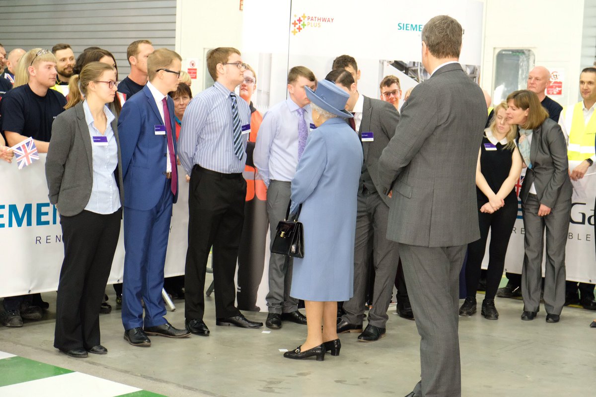 RoyalFamily's tweet photo. The Queen is introduced to factory apprentices and representatives from the 'Pathway Plus' scheme for employees with special educational needs. #RoyalVisitHull https://t.co/BZfvgu4DPf