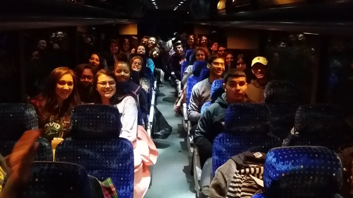 MikeTrevizo915's tweet photo. #PHHSAVID #roadtrip #UNM #TEAMSISD https://t.co/q2EGE4KcSv