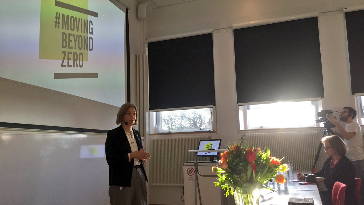Minister <a href="/karolinaskog/">Karolina Skog</a> inledningstalar på lansering av <a href="/MovinBeyondZero/">Moving Beyond Zero</a> #cykla #svpol #movingbeyondzero