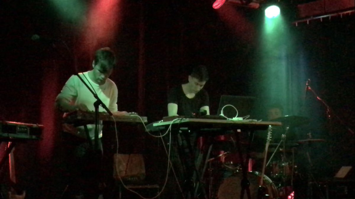 Danke an den schönen Abend gestern mit <a href="/DieWildeJagd888/">Die Wilde Jagd</a> &amp; ago im Komma! Weiter geht’s am Samstag mit Poetryslam und am Di, 21.11. mit der Londoner Postpunk Band Shopping! See you!