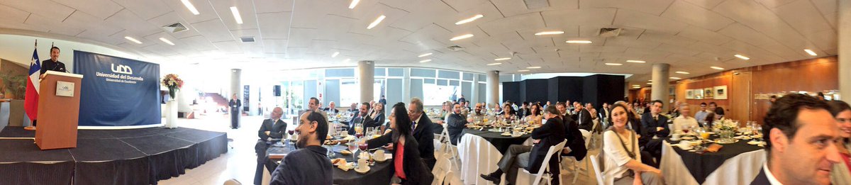 pallards's tweet photo. Muy orgulloso de reconocimiento a @davod @dbasulto y @ArchDaily como emprendedores emergentes @UDD_cl 2017 @ArquitecturaUDD @arquddccp https://t.co/JOefMYt0mJ