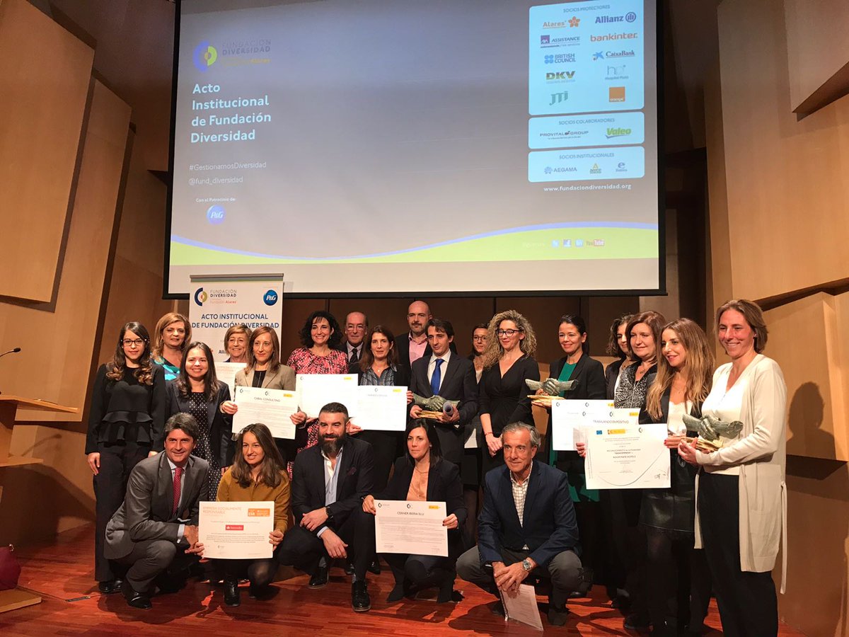 Fund_Diversidad's tweet photo. 🔝 Enhorabuena y GRACIAS a tod@s las empresas premiadas y nuevos firmantes del #CharterDiversidad‼️ Seguimos trabajando por la #Diversidad #GestionamosDiversidad @ProcterGamble https://t.co/BV2vB9ghzl