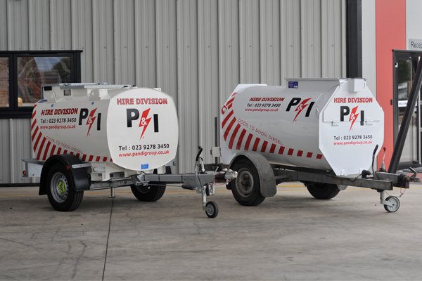 PICriticalPower's tweet photo. Our brand new #fuel #bowser alongside our freshly revamped one, are now ready to hit the road with their new graphics. Thank you to Wicked Wraps &amp; Graphics #criticalpower #hire #fueldeliveryservice https://t.co/R3JgzlTORq