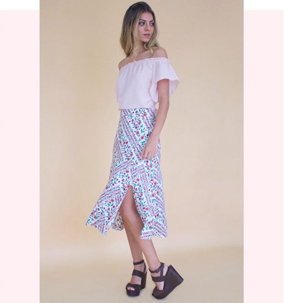 Shop126's tweet photo. Garanta o seu look saia midi + blusa ombro a ombro em uma de nossas lojas físicas ou acessando nossa E-Shop: 
ref blusa👉 002970
ref saia👉 002975 https://t.co/EuLizZpVuI