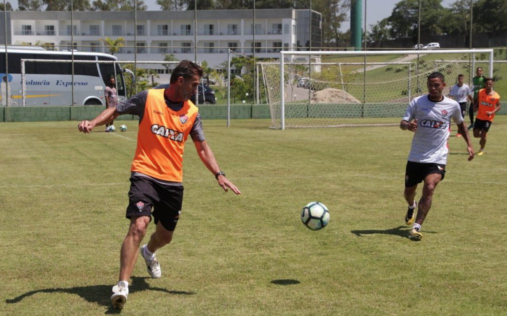 sportv's tweet photo. Hoje é dia daquele visitante abusado. Hoje tem Vitória!
Via: @ECVitoria
#BrasileiraoNoSporTV https://t.co/c6Y8cDXwKu