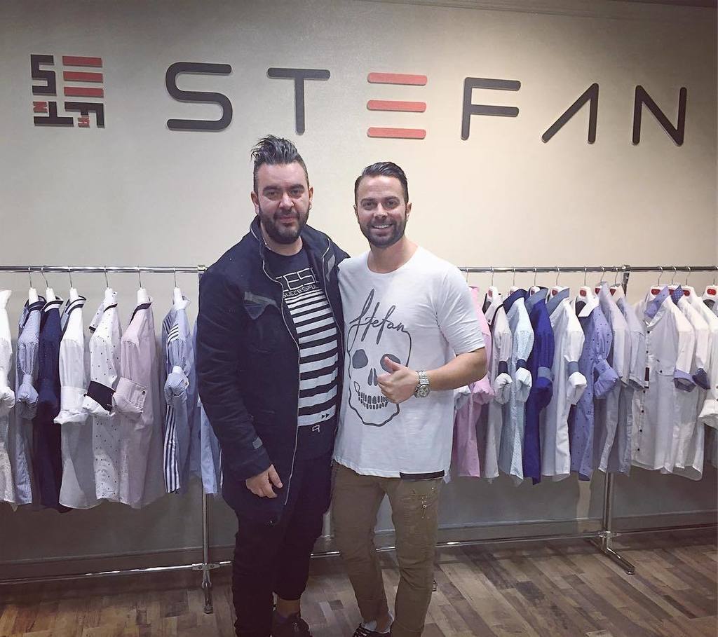 Vrettos_Ilias's tweet photo. Τελικό #feating για τα ρούχα μου στο #fotaerio1718 και η @stefan_fashion έδωσε για άλλη μια φορά τον καλύτερο της εαυτό!!! Σας ευχαριστώ φιλαράκια μου και εσείς ετοιμαστείτε για κάτι διαφορετικό φέτος το χειμώνα... #opening 24/11 #newclothes #newbeginnin… https://t.co/fDrWfA1t0m https://t.co/nxBAlFOUNe