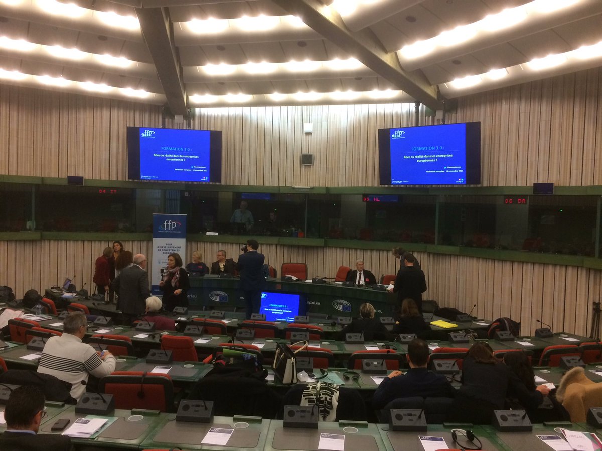 #Eucompetences #formation "Rêve ou réalité dans les entreprises européennes ? #colloque