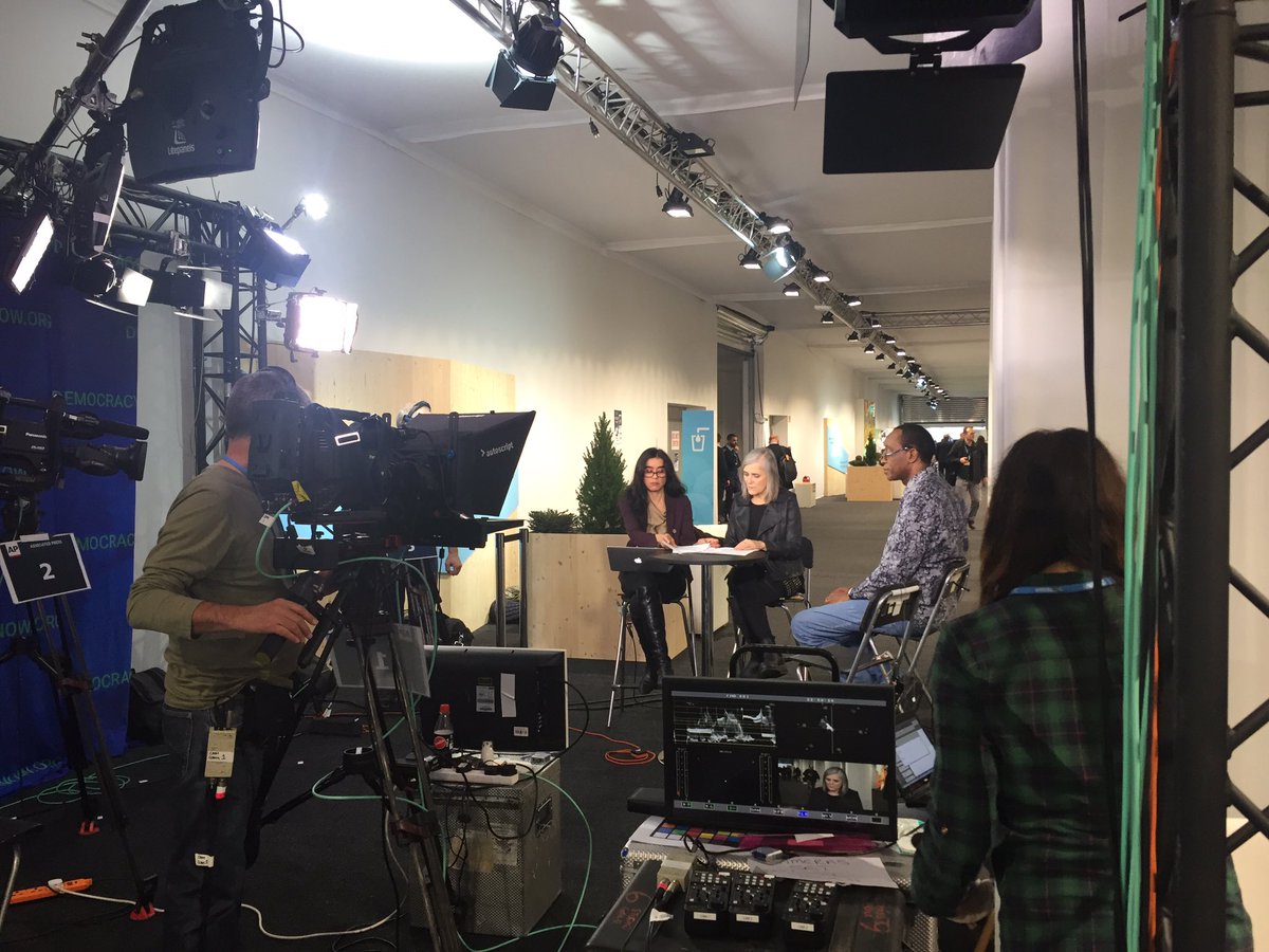 One of my personal heroes <a href="/AmyGoodman_DN/">Amy Goodman</a> of <a href="/democracynow/">Democracy Now!</a> presenting the War and Peace Report right here <a href="/COP23/">COP23</a>. Now to pique her interest about <a href="/ClimateonPause/">Put Climate on Pause</a> as the juicy news story that it is before tomorrow! :-)