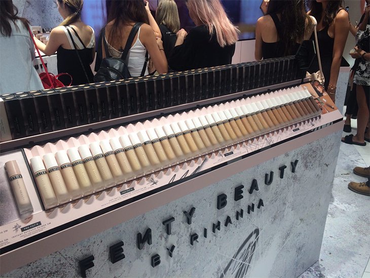 FentyBeautyProm's tweet photo. Groundbreaking 40 Shades by @fentybeauty 
Get your shade, Black, White, Albino, Chinese, Everyone is included
#Beauty https://t.co/usCObBeiXn