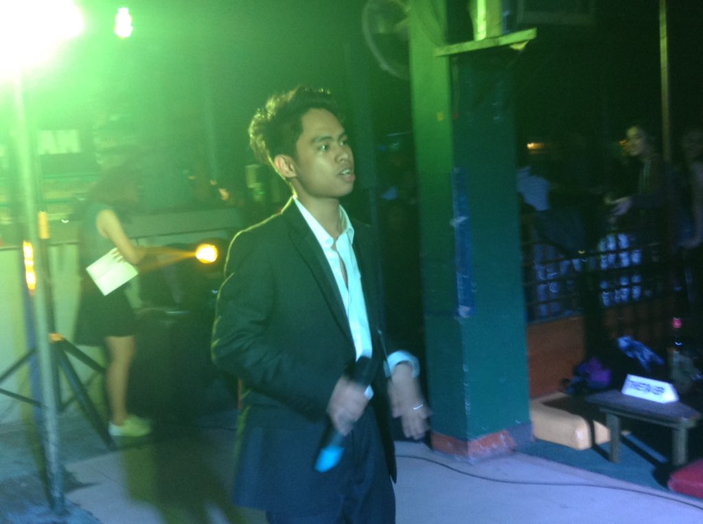 UPLBDevComSoc's tweet photo. ON STAGE: Julius Fetalvero performs Señorita.
#SICXV #Soundwaves2017 https://t.co/Lv9kk1S7BV