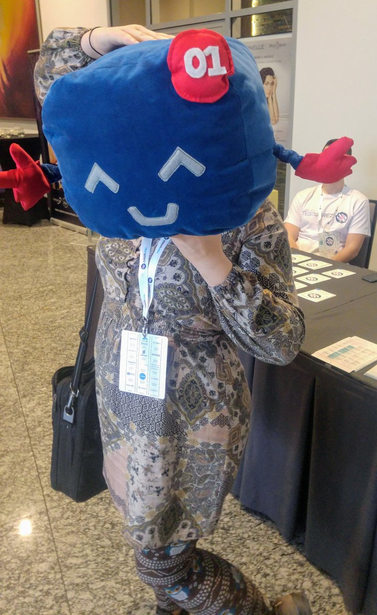 KamilaPolanska's tweet photo. Little adventures of Apka and I on @TestWarez - come and claim her for your adventure! #apka #testwarez2017 #testing #fun https://t.co/mTl5nTGfI3