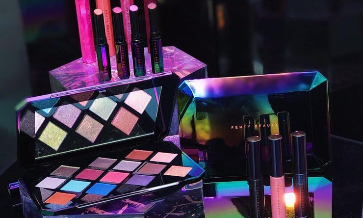 FentyBeautyProm's tweet photo. Quality for Money, not just a celebrity name stuck to the make-up.
Get it at https://t.co/V9QDs0vICG
Get your Holiday Gift set for you Girlfriend/Mother etc.. https://t.co/JkWoLGWnOb