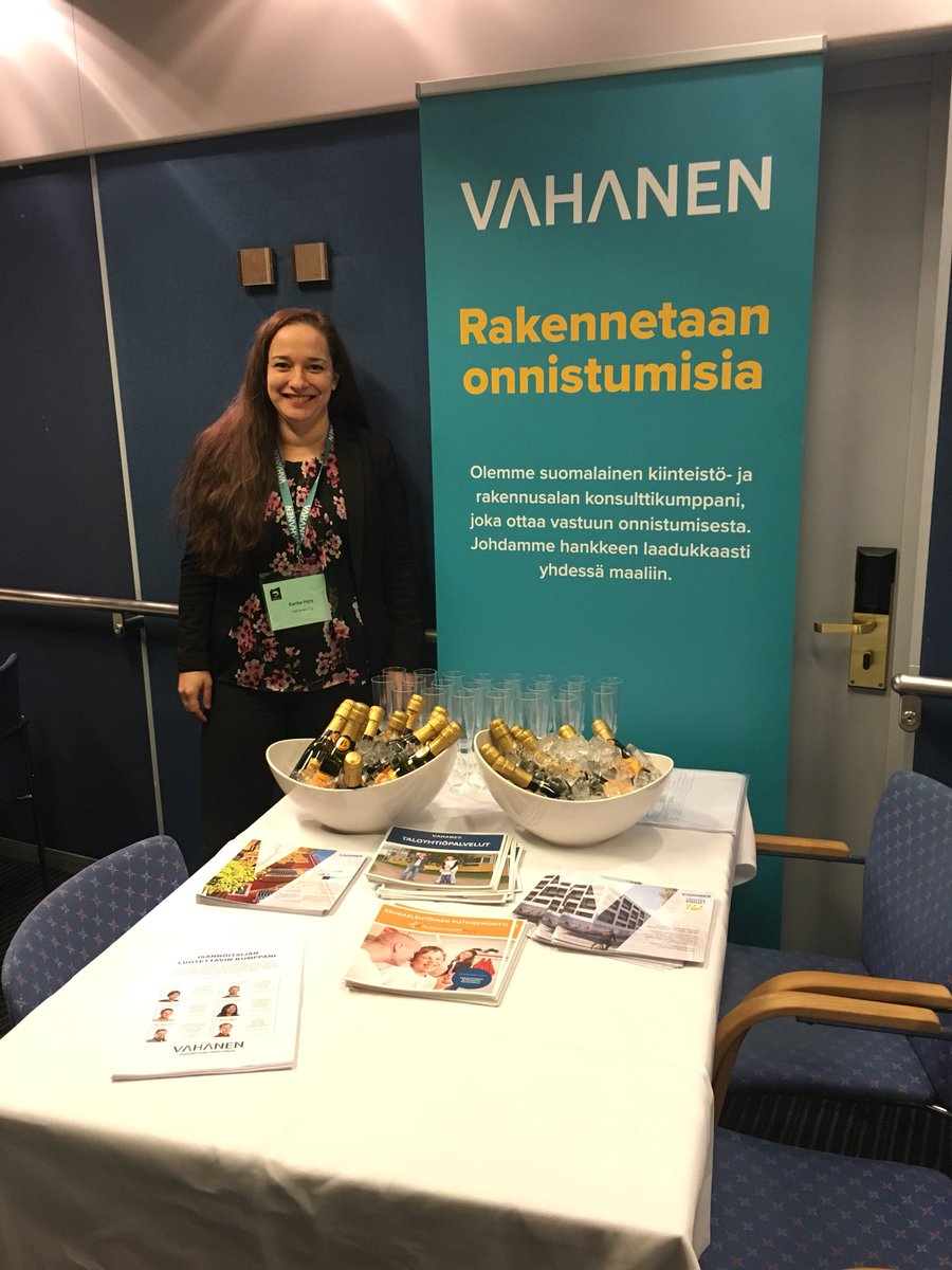 PetraHarkonen's tweet photo. Kohta on pikatreffien aika! Tule katsastamaan parhaimmat deitit ja jutustelemaan ajankohtaisista asioista ☺️ @VahanenYhtiot #HAI2017 @HyryEerika https://t.co/39xp9XMQiG