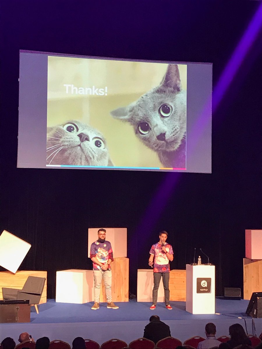 julie_andco's tweet photo. Excellent talk de @Pictarine aux #Appdays2017 https://t.co/D8afhMhonP