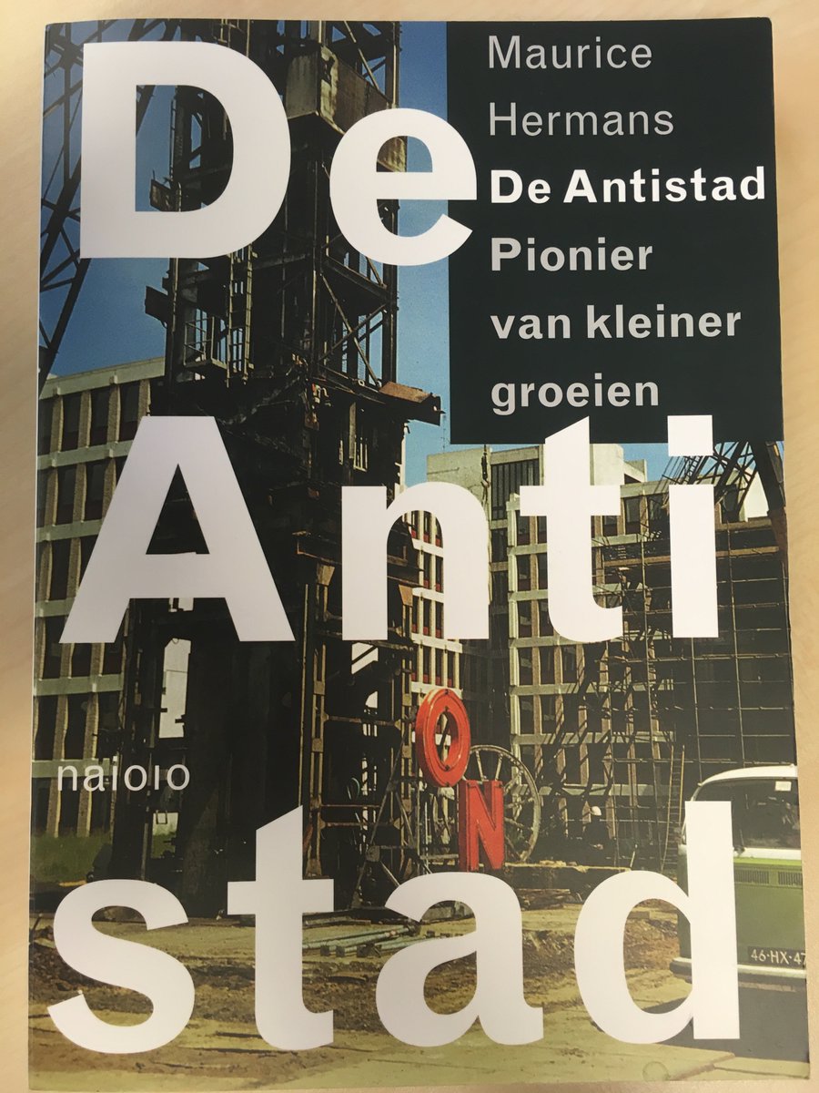 StefanRaedts's tweet photo. Super gaaf boek over Heerlen (zeker voor geografen) : hoe is die stad zo gegroeid en hoe kun je in te toekomst kleiner groeien? #antistad #neimed https://t.co/tbkoe9qREs