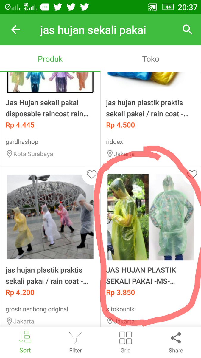 dan14ngga's tweet photo. @Ini_Talkshow Mungkin jas hujan ini cocok utk Mang Saswi yang hobinya main ke rumah kang @newsuleprikitiw  karena warna kuning dan hijau diperbolehkan jalan. #IniTalkshowHujan https://t.co/4n6jDAfGRu
