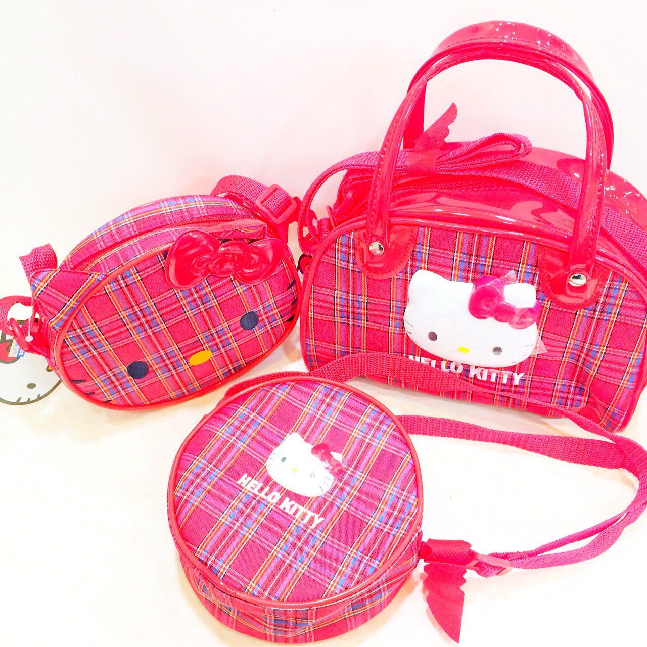 ハローキティ チェック柄 ハンドバッグ
