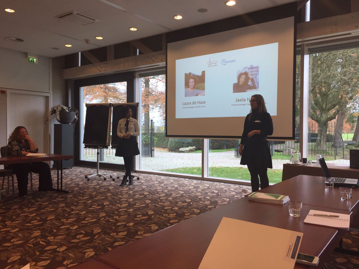 #trots op jongste collega's @JaelaConnekt en Laura de Haze <a href="/Lean_and_Green/">Lean & Green NL</a> <a href="/TSLogistiek/">Topsector Logistiek</a> presentatie #vervoerslogistiekewerkdagen 2017 in #Vaals
