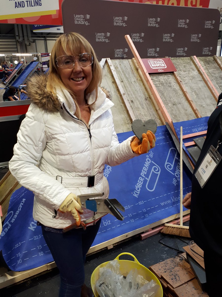 simondixon1965's tweet photo. @TheNFRC @SkillsShow Lesley Hughes from Wales Roof Training Group showing how it's done https://t.co/0Pg6GfDHVb