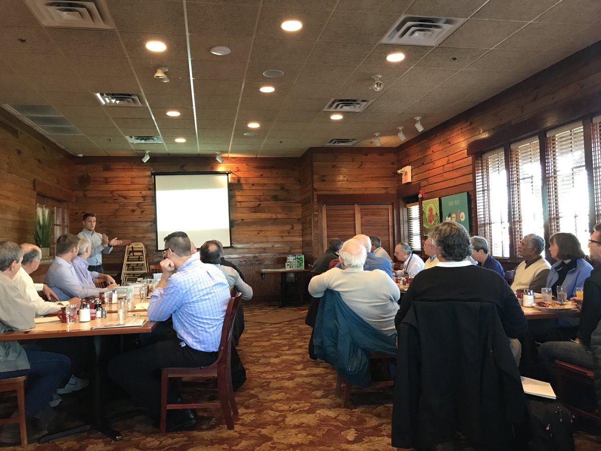 NegwerMaterials's tweet image. @KingspanIns_US presenting our #KnowledgeSeminar today to #STL #architects #designers #contractors talking rigid #insulation technologies.