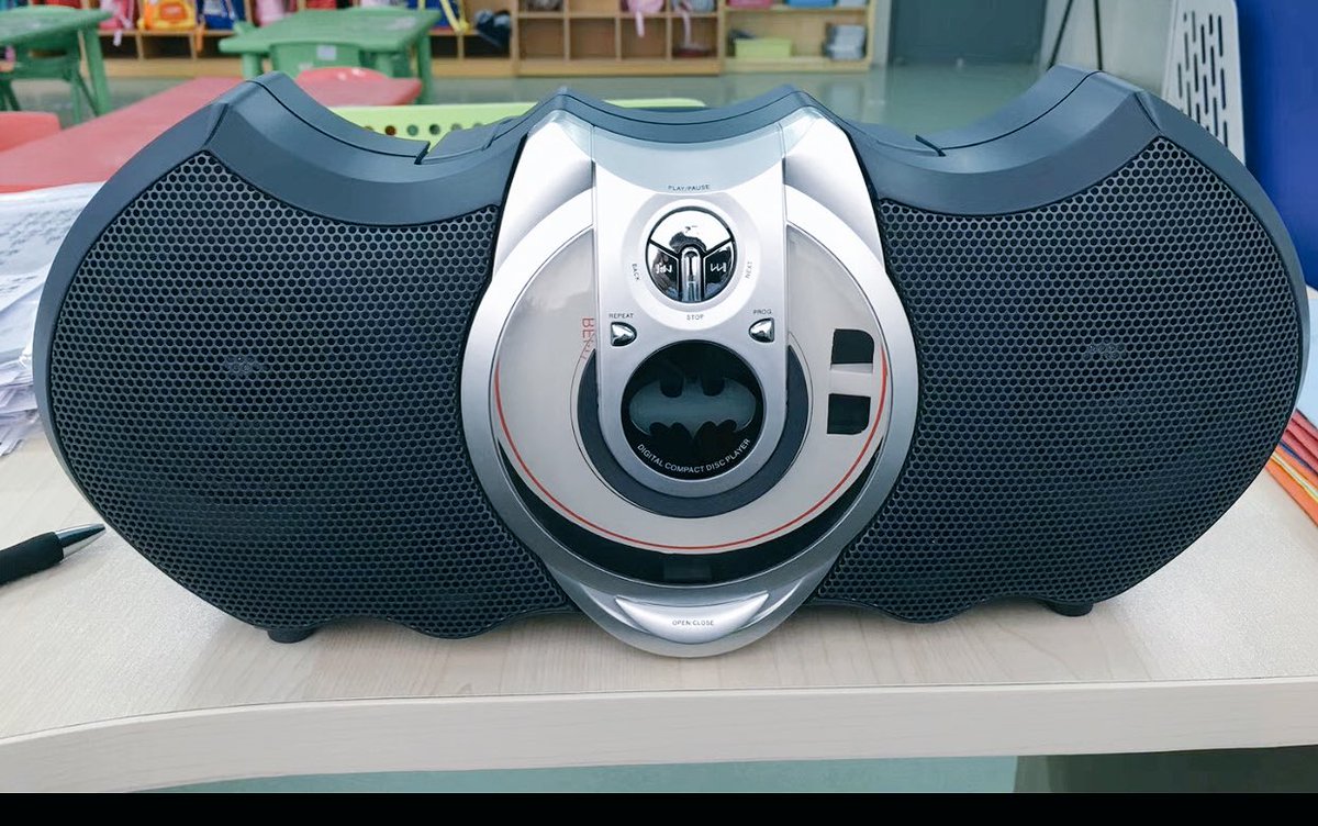 seiichitsuiki's tweet photo. I believe that at times early years teachers need to feel like a young learner. I got this CD player purely for the fact that it’s got the Batman logo. Now I can empathise when a Ss tells me he likes something because it’s cool. #earlyyearsrock https://t.co/LoZXNEIHA0