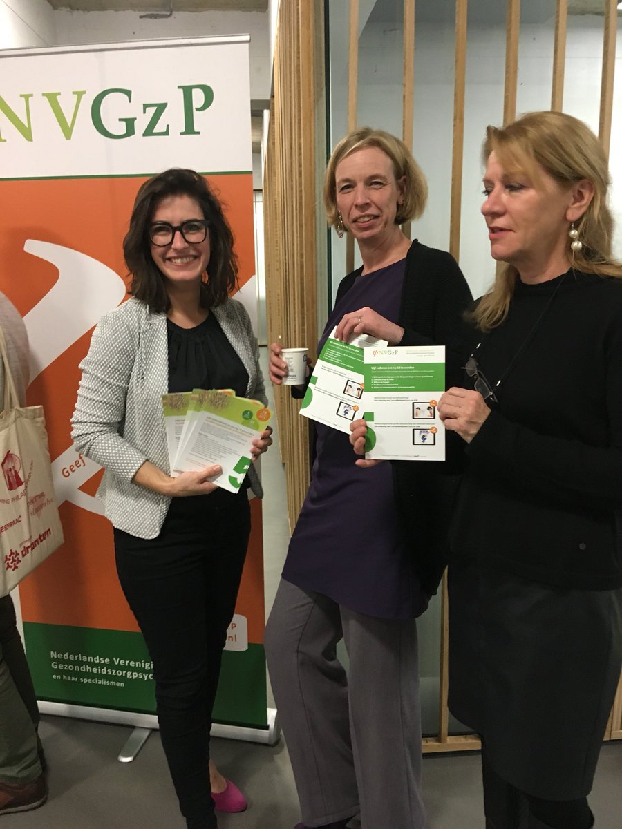 RINOgroep's tweet photo. Opleiden doe je samen... met dé beroepsvereniging @NVGzP, vertegenwoordiger voor en van hoofdopleiders, praktijkopleiders, hoogleraren, onderzoekers, gz-psychologen, en klinisch (neuro)psychologen. #POM17 ‘Happy to have you, ladies!’ https://t.co/ZLjKeMnm2y