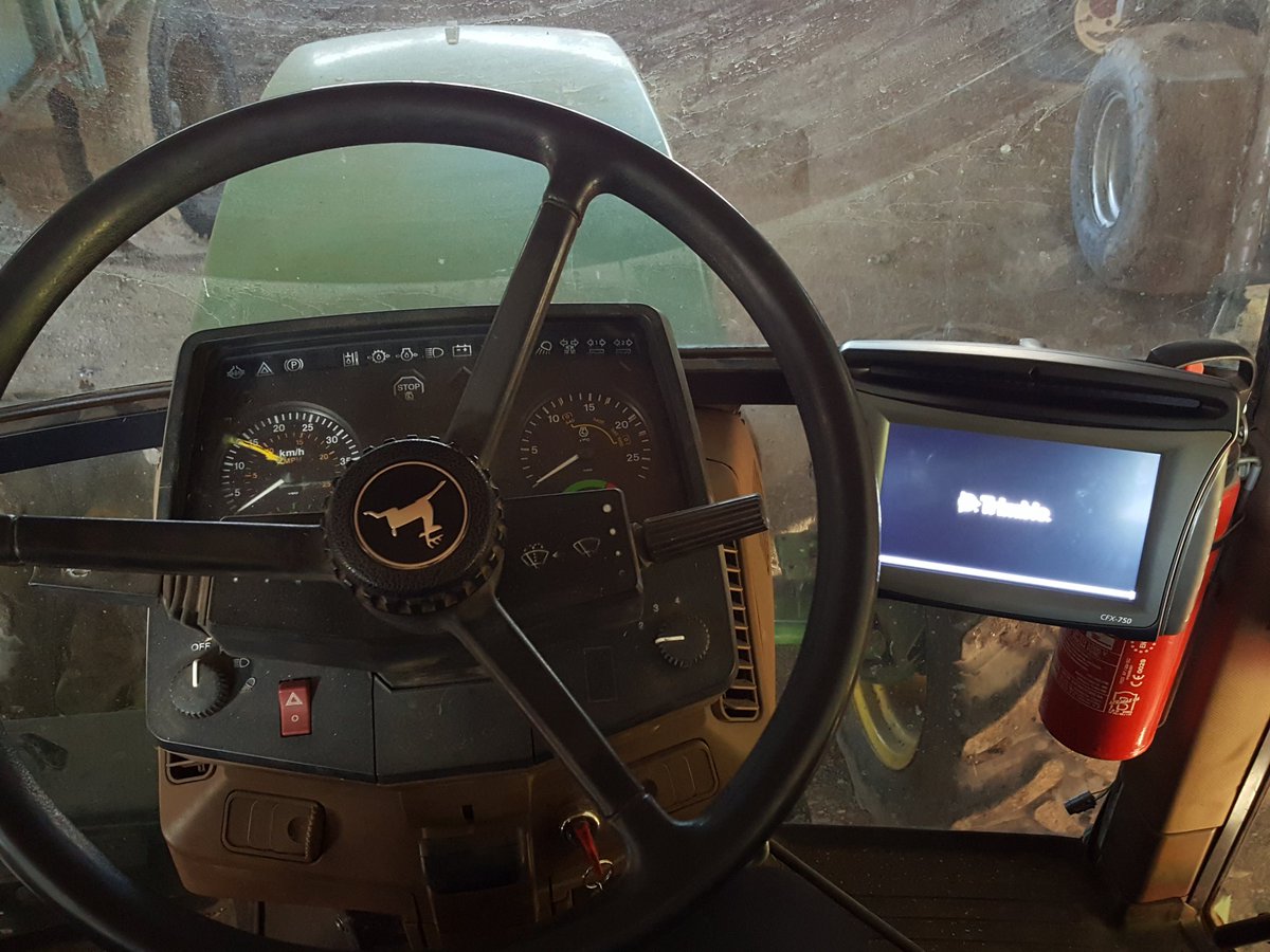 mick_mc_carthy's tweet photo. @Trimble_Ag #CFX750 fitted for manual guidance for fertiliser spreading and spraying. Best of luck to our customer #precisionwithpurpose https://t.co/pWqv9NXqCg