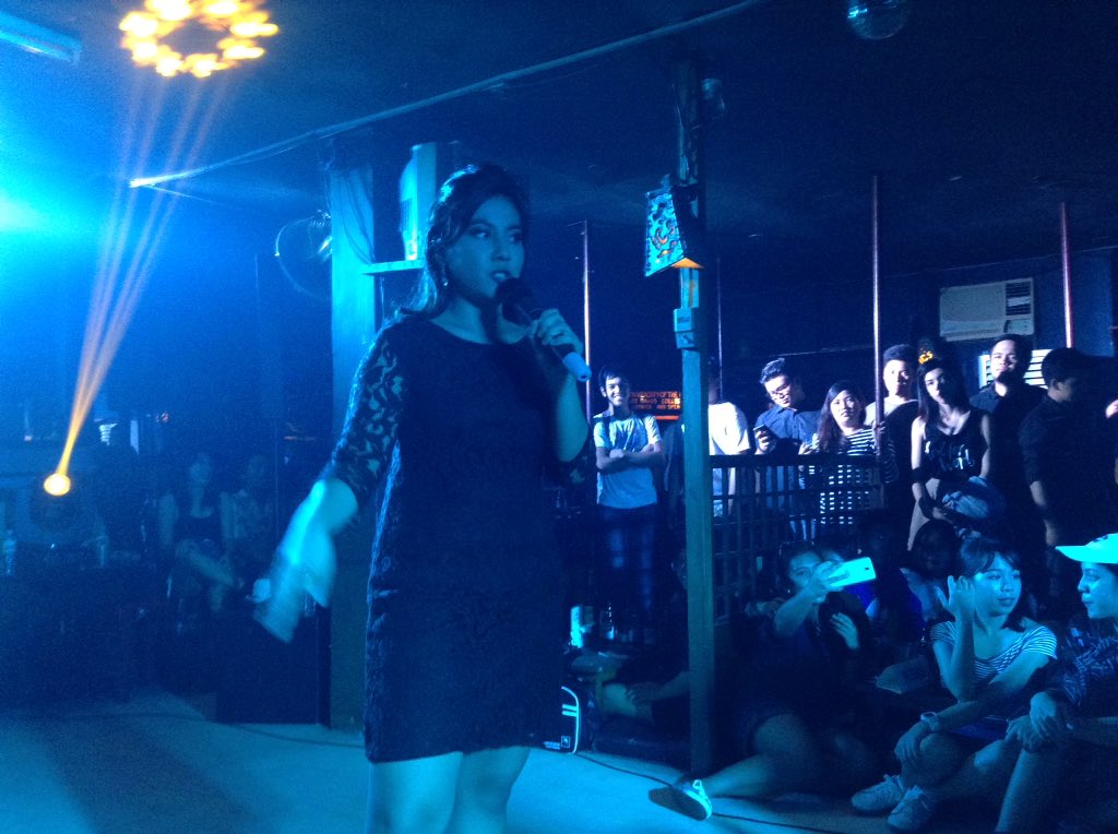 UPLBDevComSoc's tweet photo. Tonight's last performer is Isabel Santos singing If I Ain't Got You.
#SICXV #Soundwaves2017 https://t.co/ZT2mvSKzvb