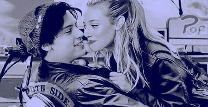 wizardlymarais's tweet photo. #bughead4life 💙 https://t.co/sp3pEYIoUw