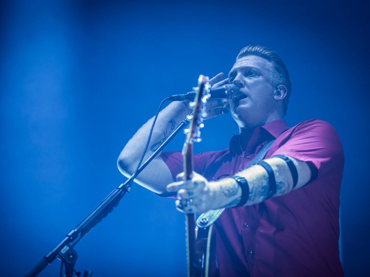 Our reviewer was blown away by <a href="/qotsa/">QOTSA</a>'s Danish visit this Tuesday. Review's up on the site: goo.gl/vFT2Dt (in Danish) 
📸 : Thomas Rasmussen #QOTSA #bandsoftomorrow #forumcopenhagen
