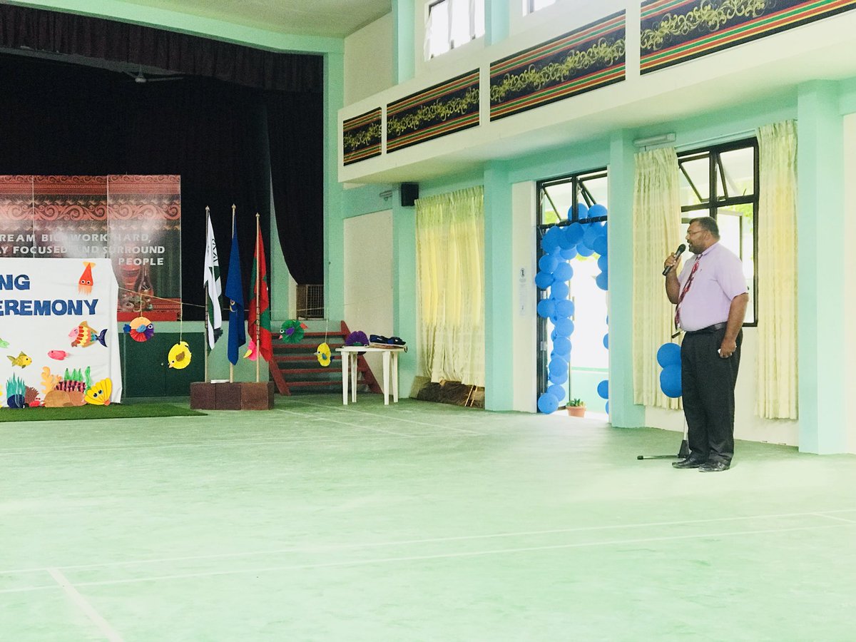 SchoolMaafushi's tweet photo. Littlemaids &amp; Stars Fly Up Ceremony 2017 https://t.co/GY6i1cuUHB