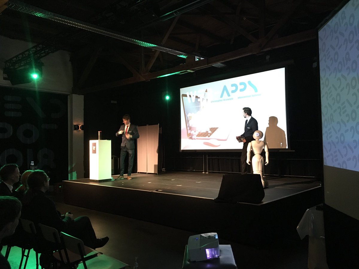 ncshortservice's tweet photo. TrendSpot 2018
Web-Apps – die Raketen im Cyberspace
Maxi und Chris stellen Frameworks und ihre eigene Abstimmungs-App vor
#trendspot https://t.co/ZiaRIc48rq