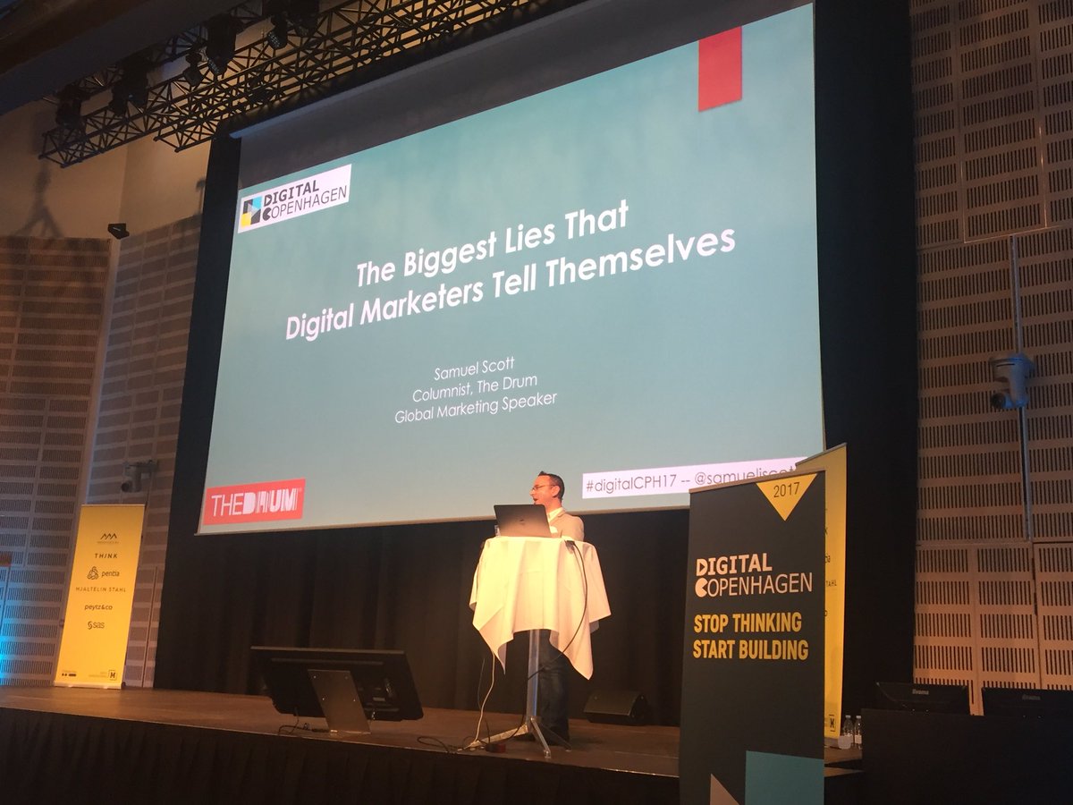 thwahl's tweet photo. @samueljscott is like a digital Dr Phil straightshooting about our industry. #digitalcph17 @HMarkedsforing. Is he right ? https://t.co/MSL3bBHNIr