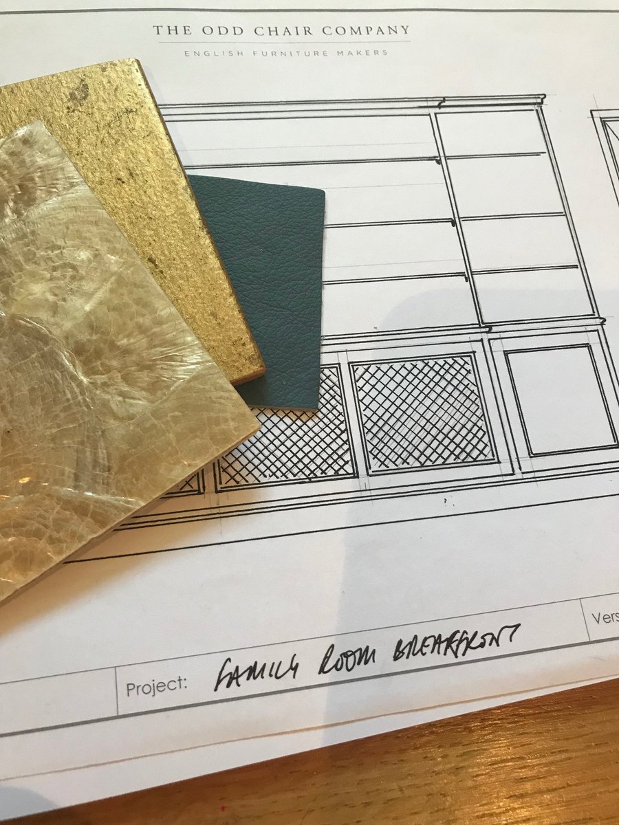 theoddchairco's tweet image. Lined with mother of pearl from @MayaRomanoff @AltfieldLondon and leather and finished in our antique gilt wood finish, this bespoke cabinet is going to be a grand statement piece for future generations #currentwork #bespoke #designs #handmade #interiors