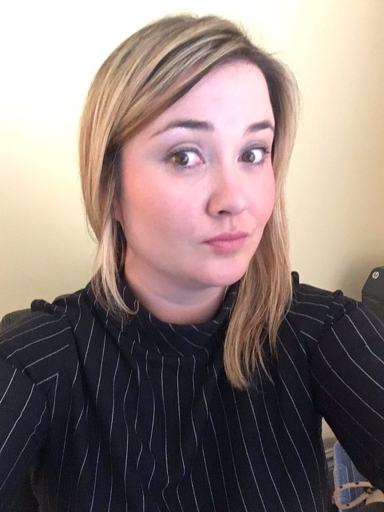 CriticalMnlInst's tweet photo. @BeyondFunds You are looking at her! #selfiewithKelly https://t.co/H7yDvTjlDM