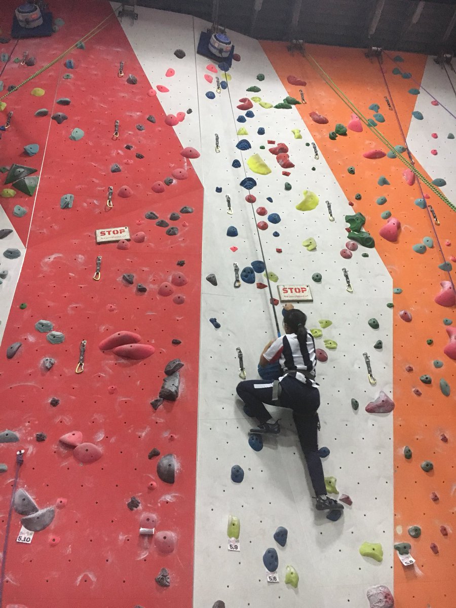 unjulee1's tweet photo. Took on The Cliffs yesterday, rock climbing in Long Island City__ @MaceGroup #Macewellbeing https://t.co/LXSHEJuYNb