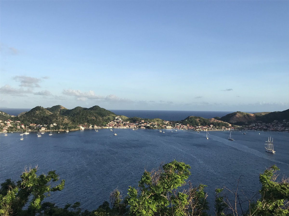 BearBoating's tweet photo. This week we are #bareboating #dyc #dycantigua #guadeloupe #lessaintes https://t.co/oa87bZSz77