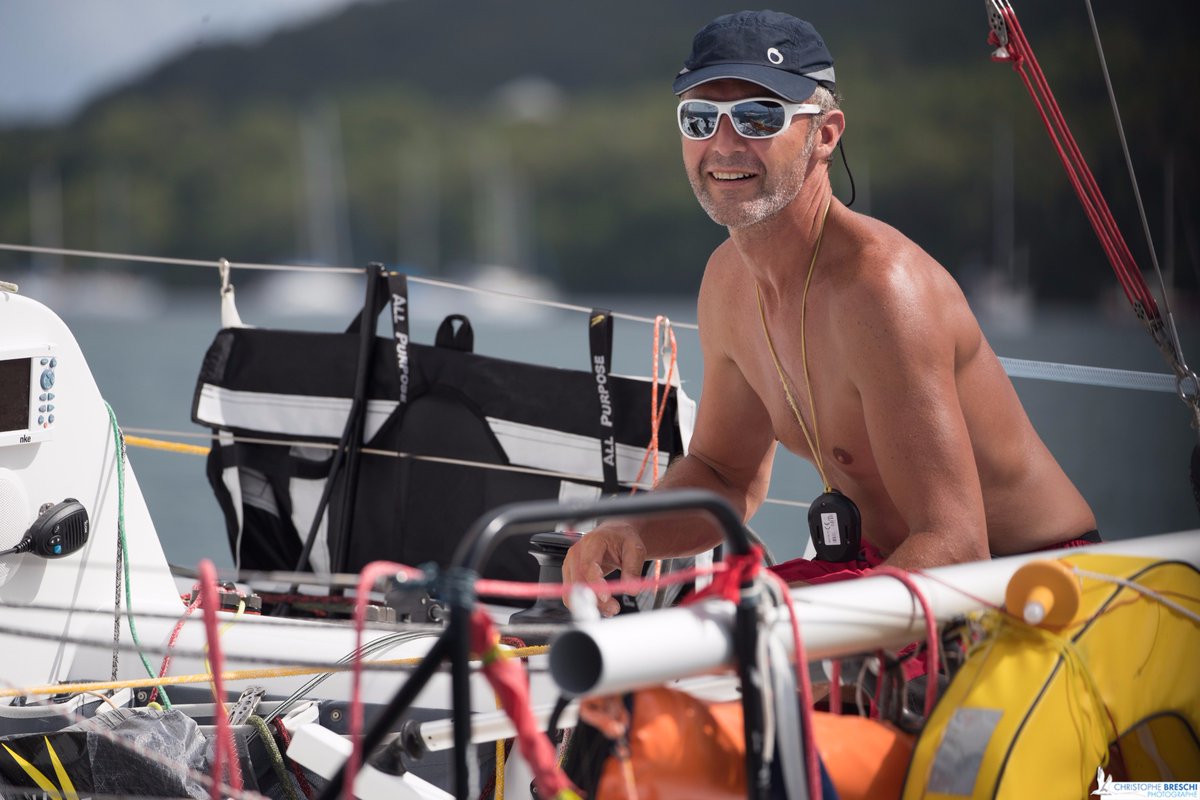 MiniTransat2019's tweet photo. ❗️ [FLASH ARRIVÉE]
3️⃣ème - série : Benoit Sineau (Cachaça II) 
Arrivée jeudi 16 novembre à 15 heures, 19 minutes, deux secondes . 
Son temps de course est de 15 jours, 1 heure, 11 minutes et 2 secondes à une moyenne de 8,14 noeuds. https://t.co/flP5nwffry