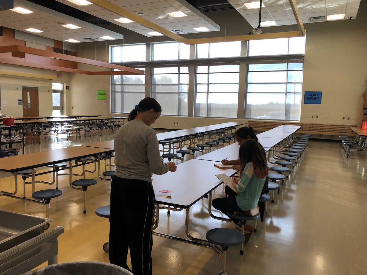 jakobclass's tweet photo. Going on a scavenger hunt for math problems! #fifthgrademath #WeAreGIPS #gishoemaker https://t.co/pFxQy8jnHu