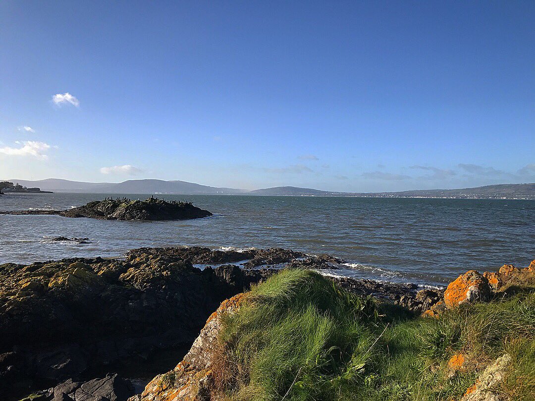 evagrosman's tweet photo. Little chilly but glorious day for #NorthDown coastal walk @barrabest @WeatherCee @angie_weather #LoveNI https://t.co/g5XuxcUDqj