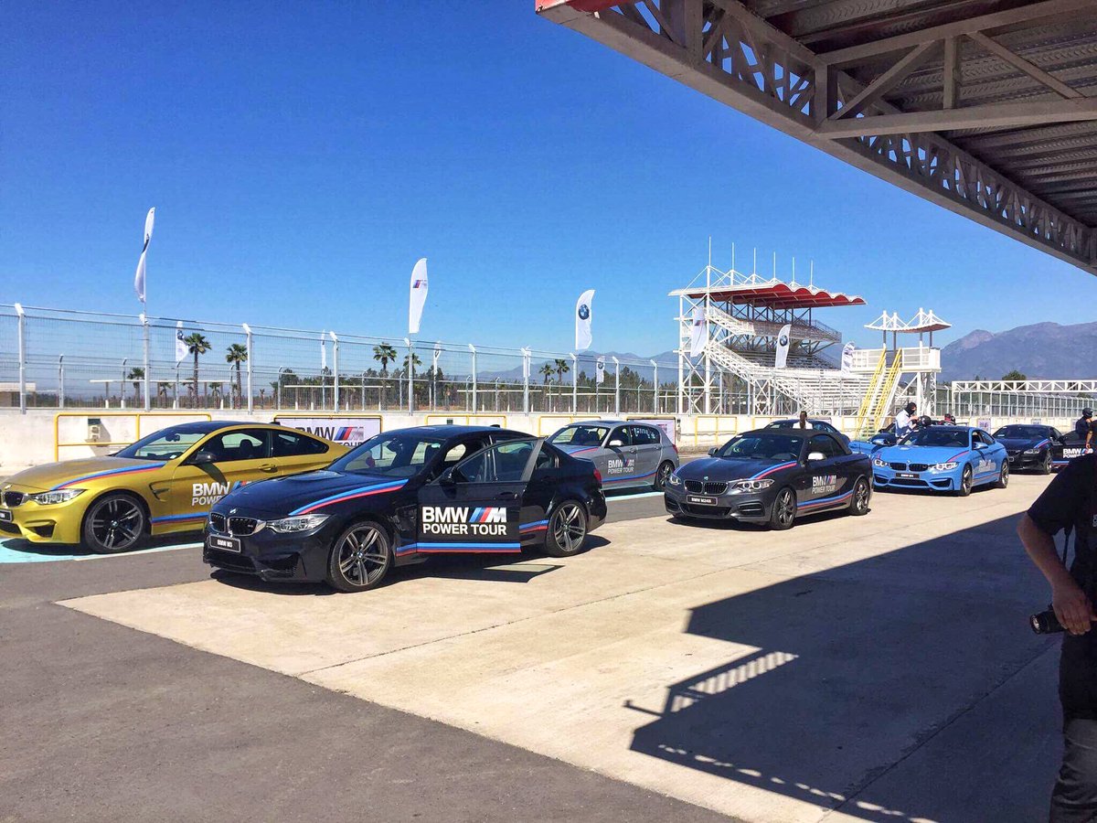 PepeMontano's tweet photo. @MontanoMotors iniciando #MPowerTour @BMWChileOficial Chile en el autódromo de Codegua! Gracias equipo por su trabajo! https://t.co/PkgjiNwDQf