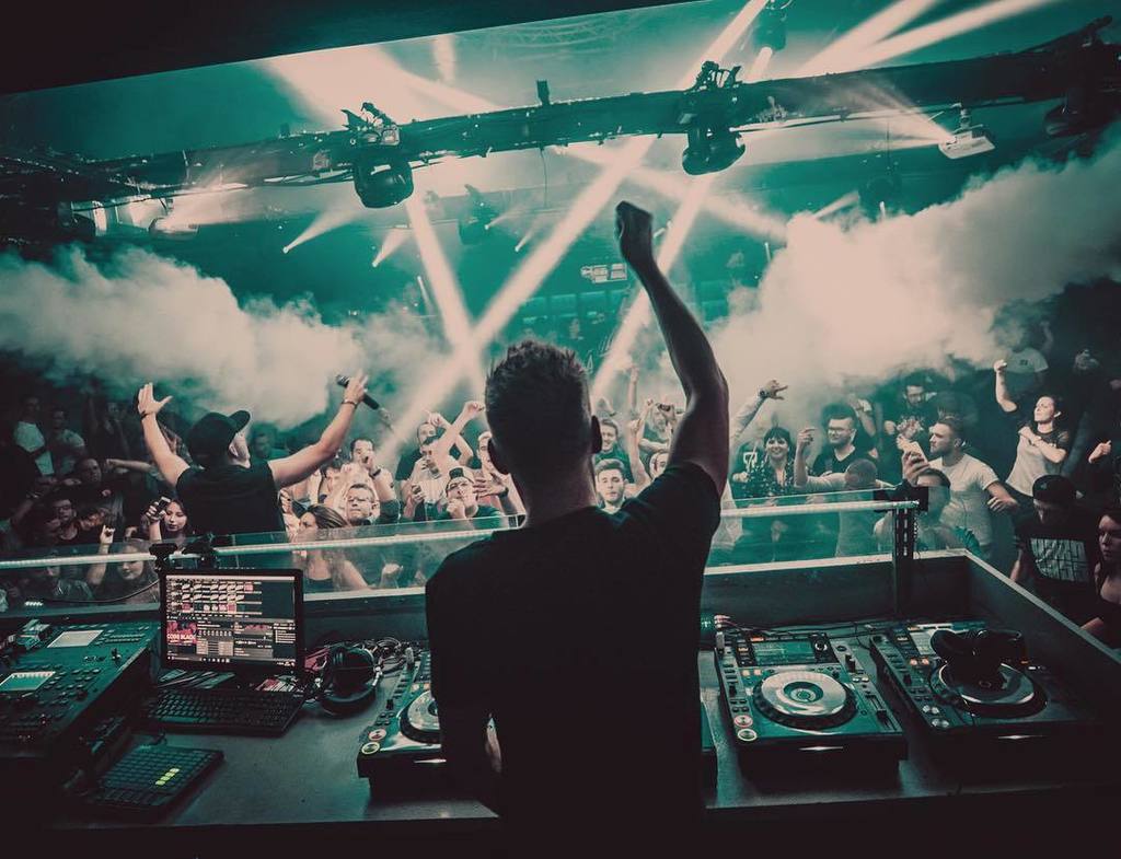 Last weekend in France || 📽 @clubbing_vision https://t.co/jhFndcPTZH