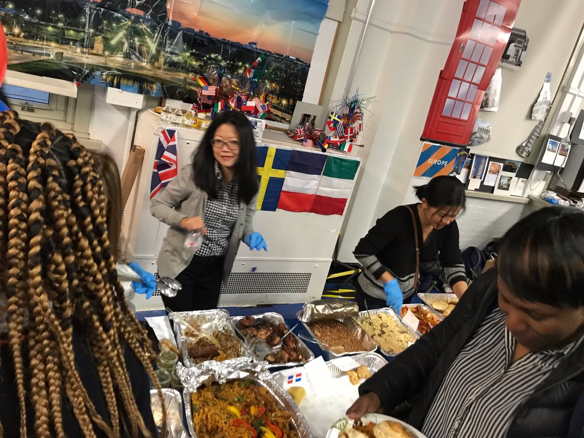 daisysmom0113's tweet photo. The International Potluck @SuccessCharters Union Square is not only a celebration of our school's diversity, but also of what we share in common - a love for our children &amp; a commitment to their happiness &amp; total well-being, inside the classroom &amp; out. Thanks, parent volunteers! https://t.co/r13aYDQKfv