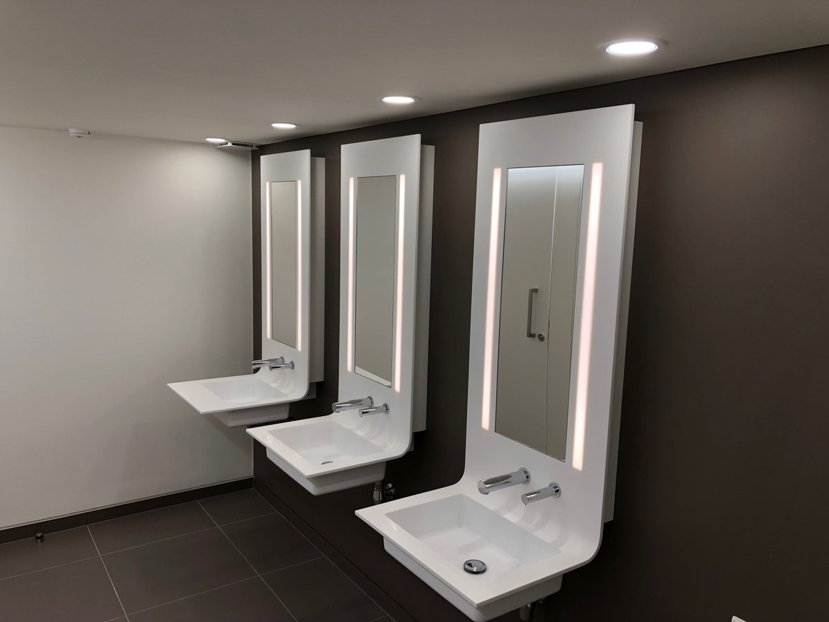 crea_diffusion's tweet image. Sanitaires de bureaux, Innovants, Élégants et Techniques.