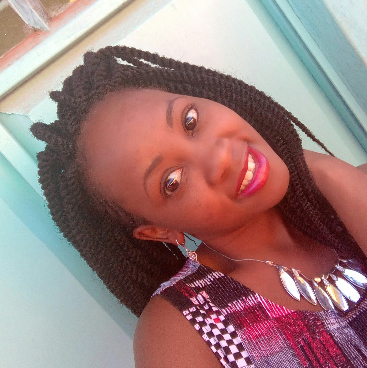 mszjayne's tweet photo. #NewProfilePic https://t.co/hfKYfuWOds