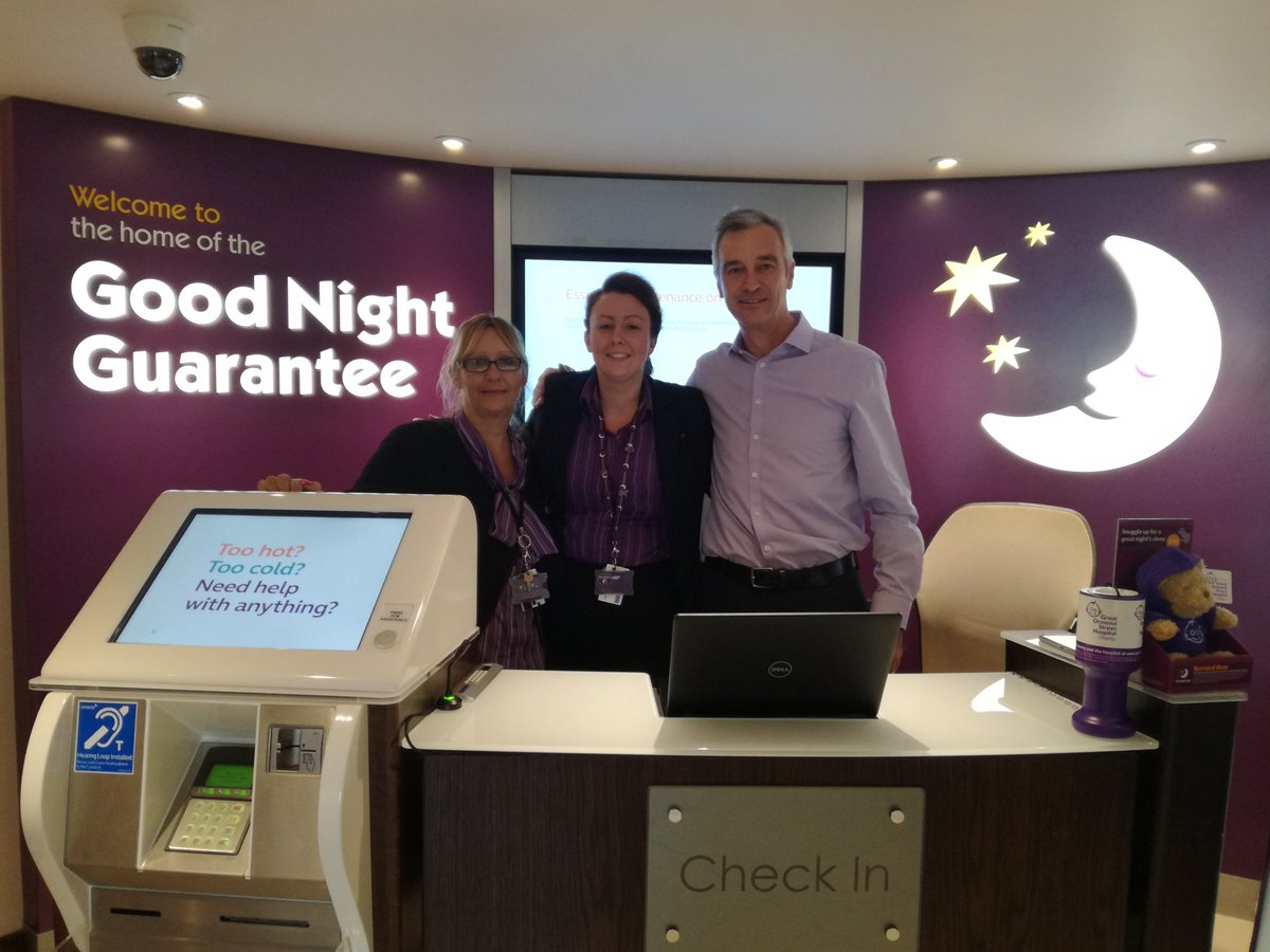 Back to the floor!! Simon Hobbs at Fareham
#BrilliantDay #LovelyGuy
<a href="/Lauraloolooo/">Laura Tait</a> <a href="/LauraEvans81/">Laura EvansWrobleski</a> <a href="/RikkiQuinlan/">RQPI</a> <a href="/SDEBDD/">simon ewins</a>